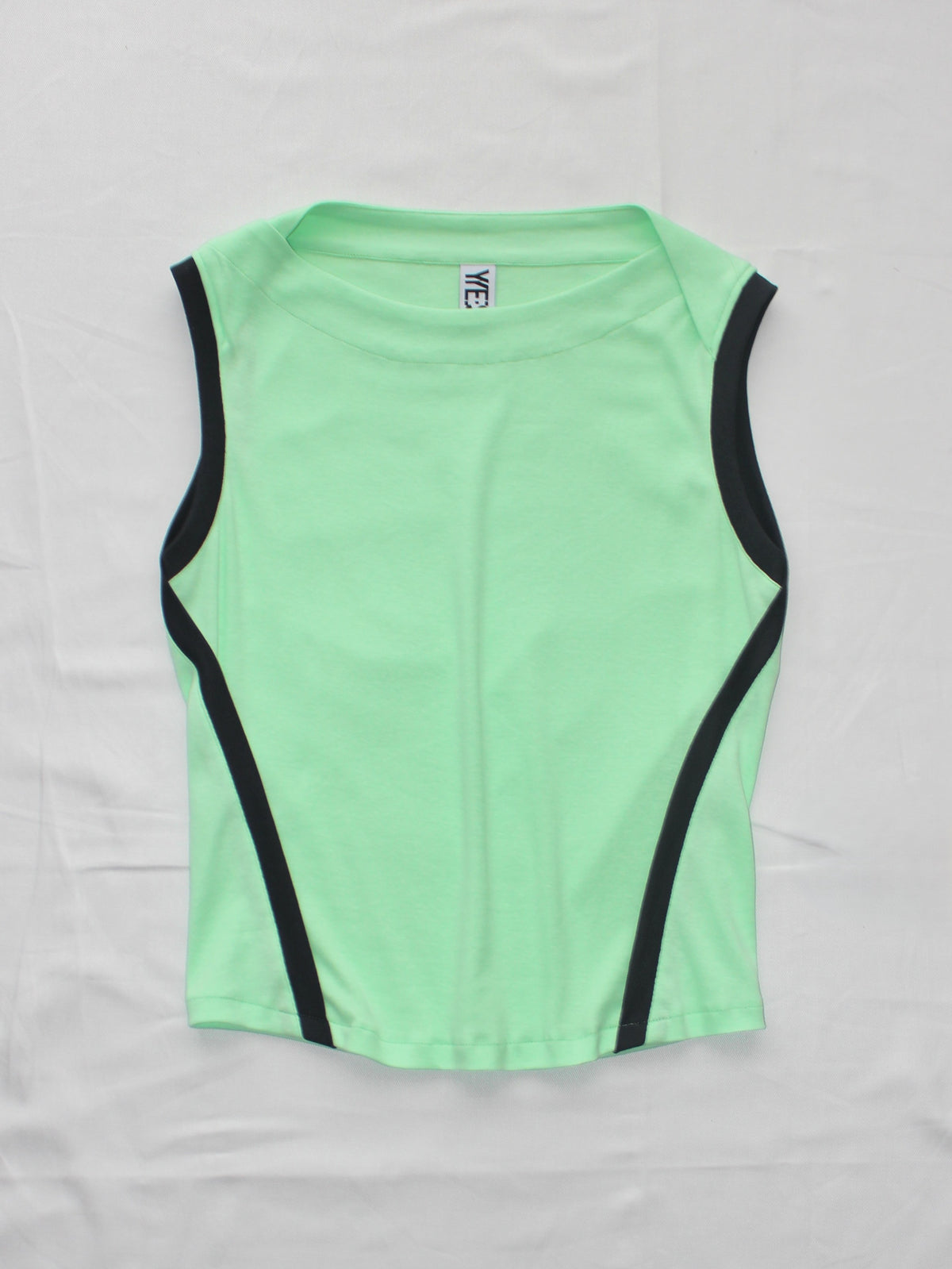 YES BOAT NECK TANK TOP