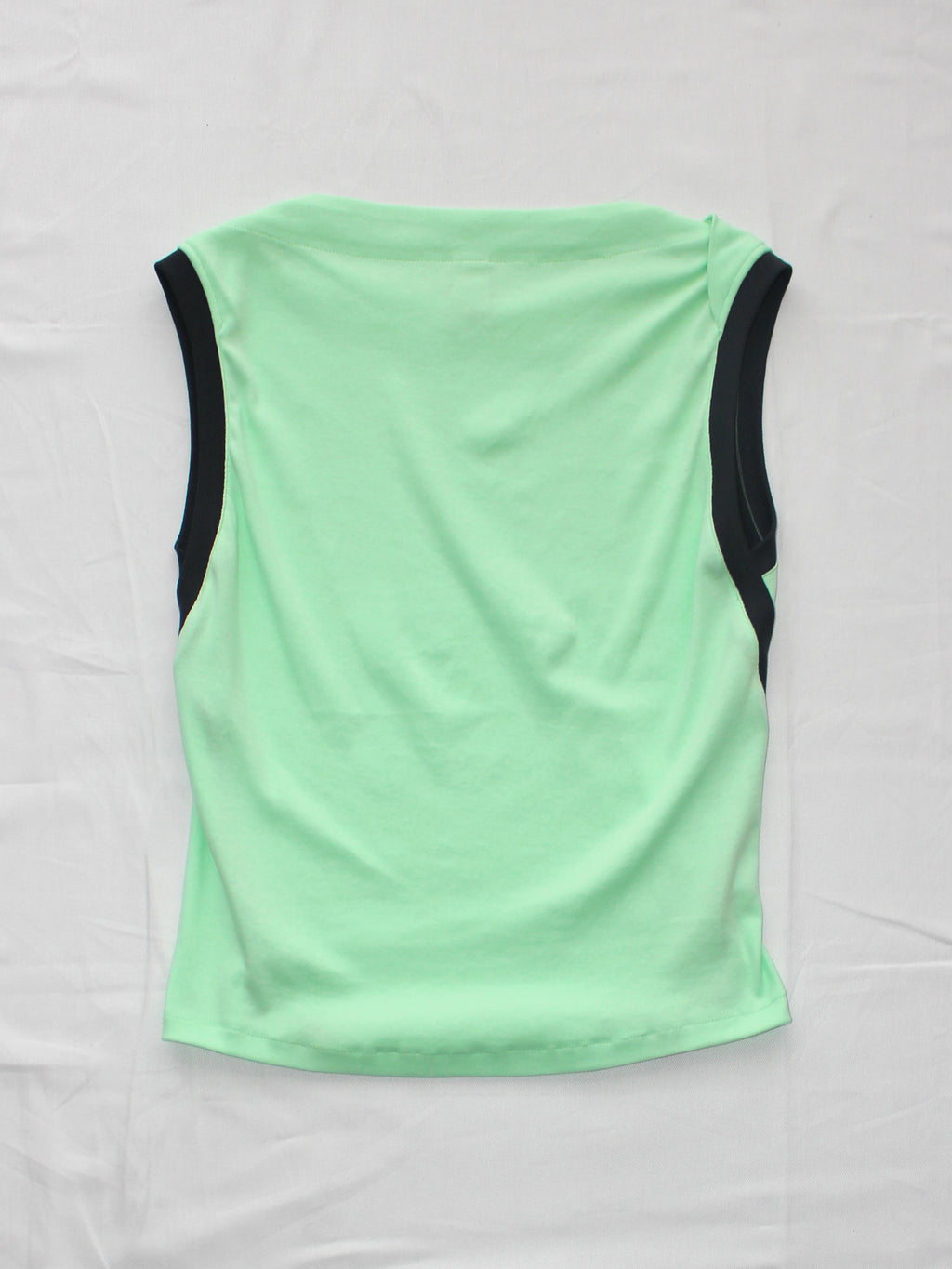 YES BOAT NECK TANK TOP